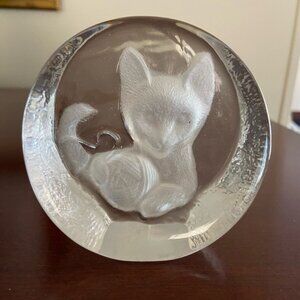 ZAJEKAR  Crystal Yugoslavia Lead Crystal Cat Kitten with Yarn